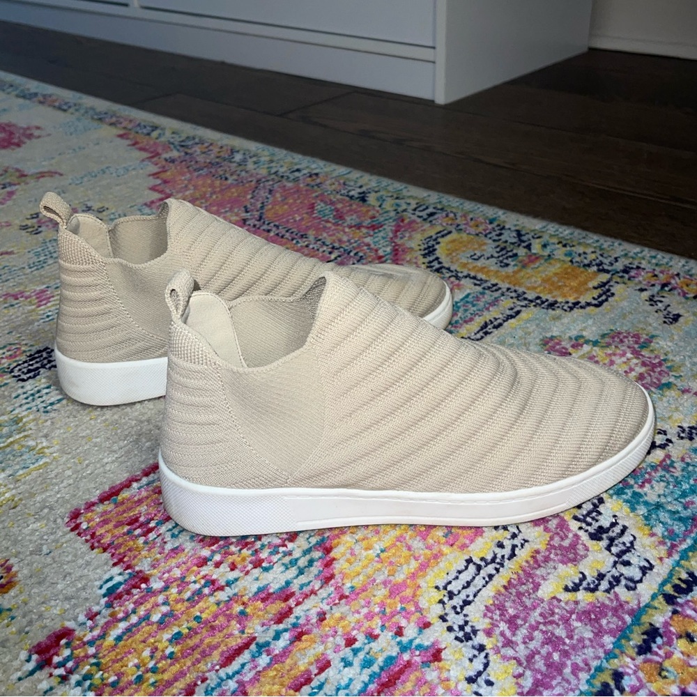 Brand New White Mountain Casual Shoes